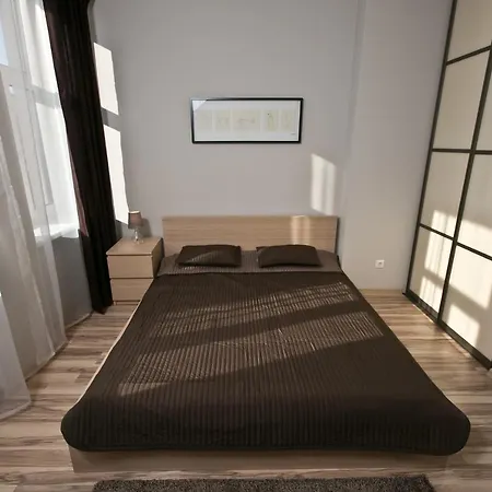 Avotu 8 Apartmán *